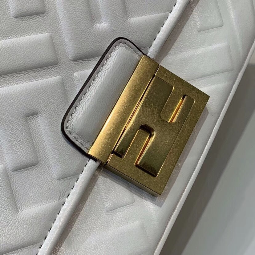 new-luxury-designer-bags-nm15170