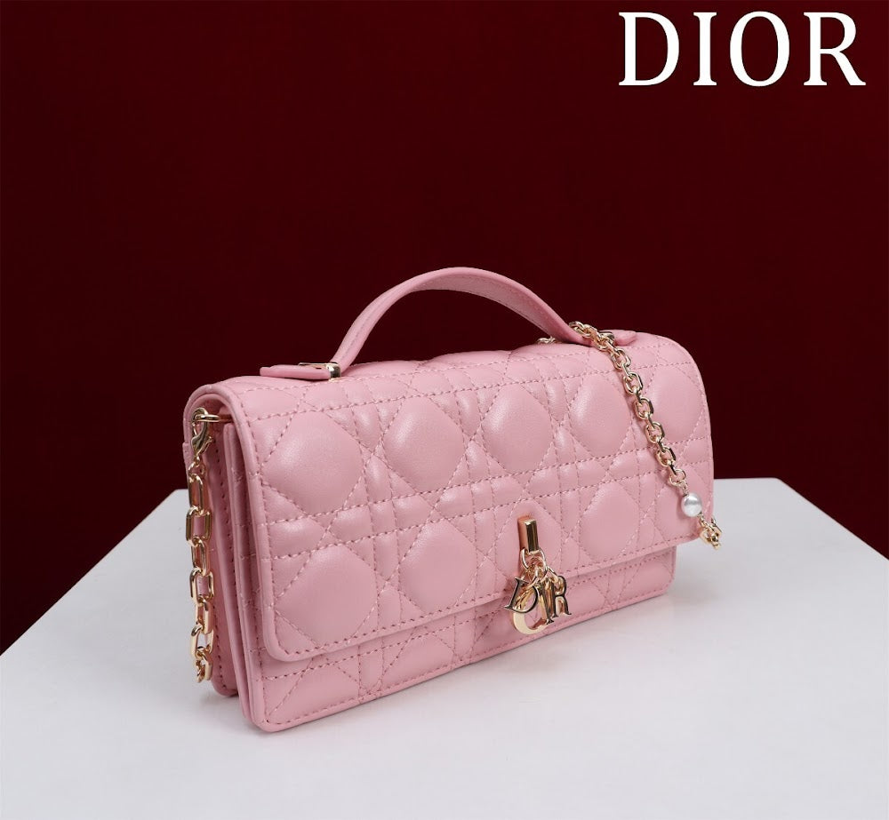 Dragons BagsDiorn Luxury Bag --116235