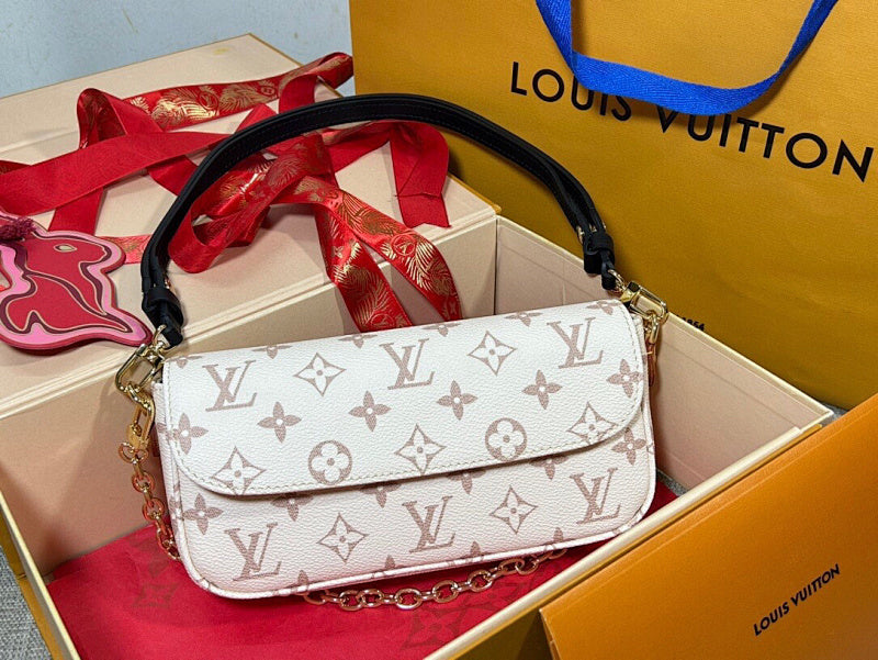 Dragons Bags ln Luxury Bag --81380