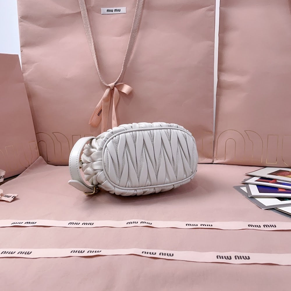 Dragons Bags Miun Miun Luxury Bag --123705