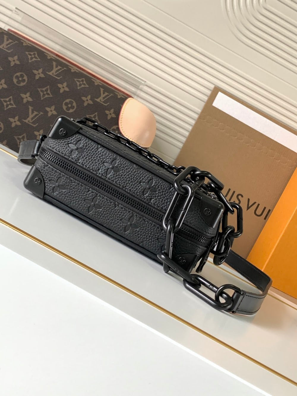 Dragons Bags ln Luxury Bag --70989