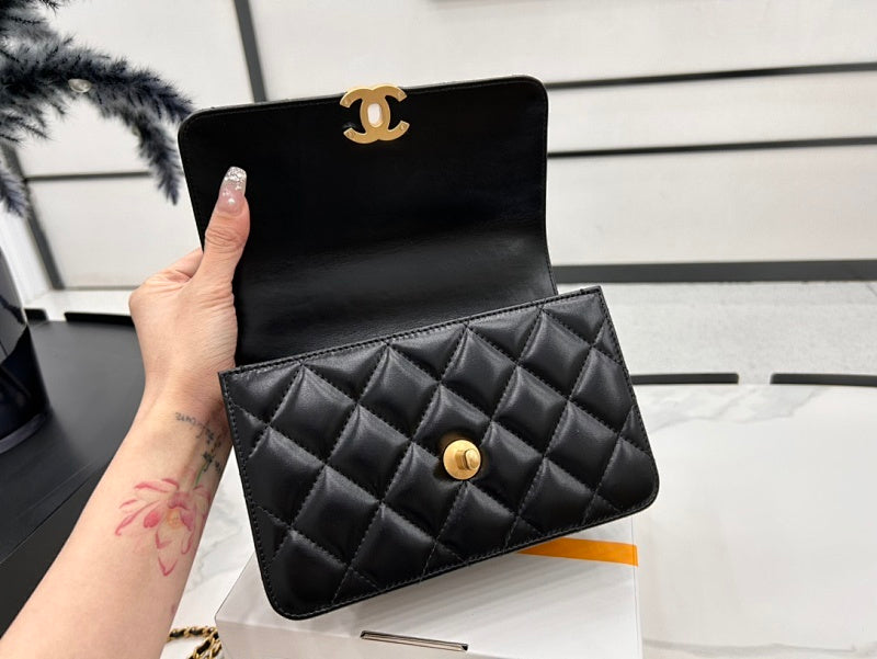 new-luxury-designer-bags-nm9295