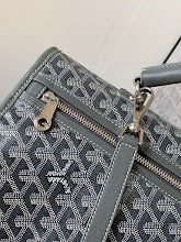 new-luxury-designer-bags-nm8228