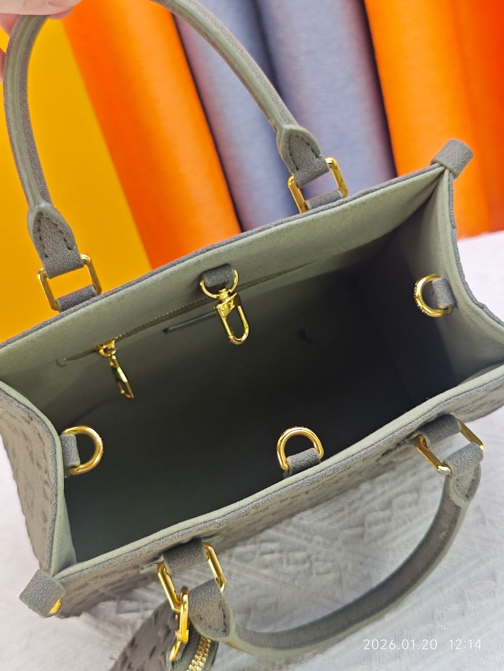Dragons Bags ln Luxury Bag --77729