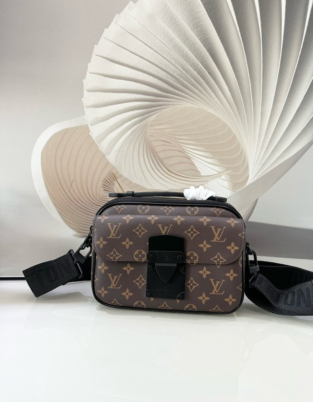 Dragons Bags ln Luxury Bag --70840