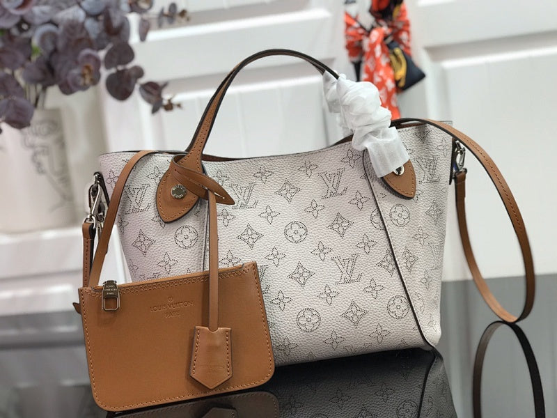 Dragons Bags ln Luxury Bag --56340