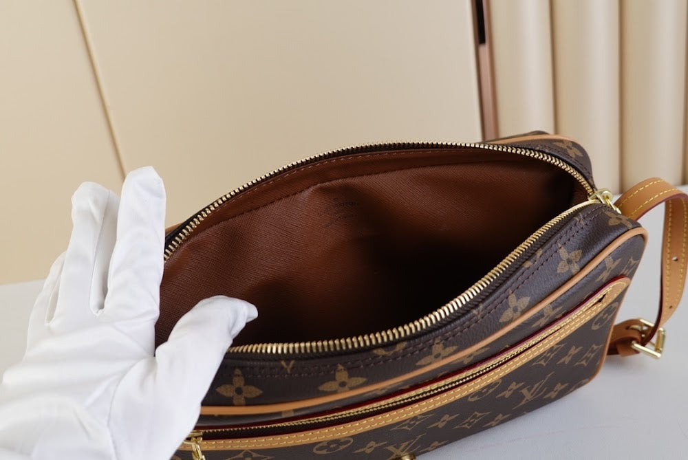 Dragons Bags ln Luxury Bag --67891