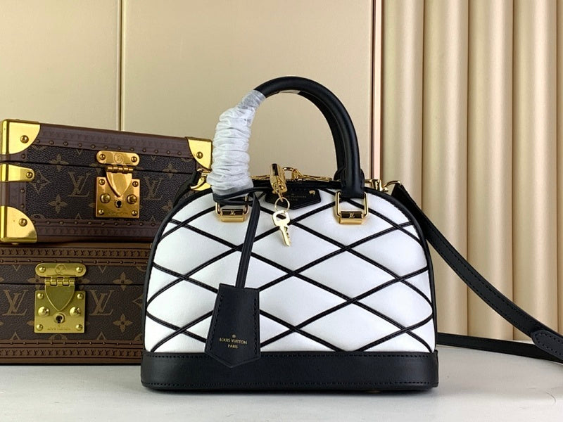 Dragons Bags ln Luxury Bag --68680