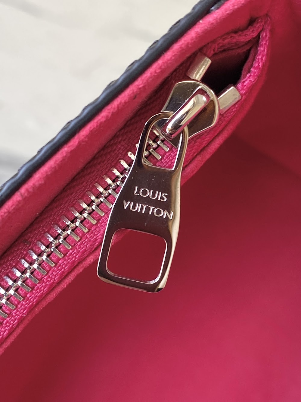 Dragons Bags ln Luxury Bag --95789