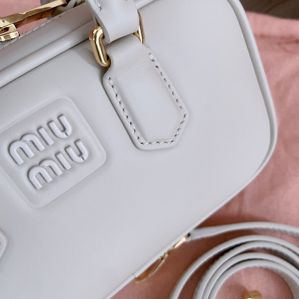 Dragons Bags Miun Miun Luxury Bag --122856
