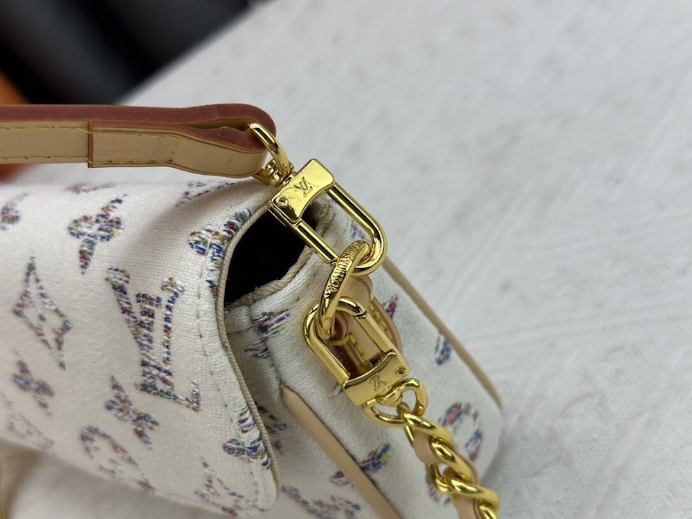 Jessica Bags ln Luxury Bag --76127