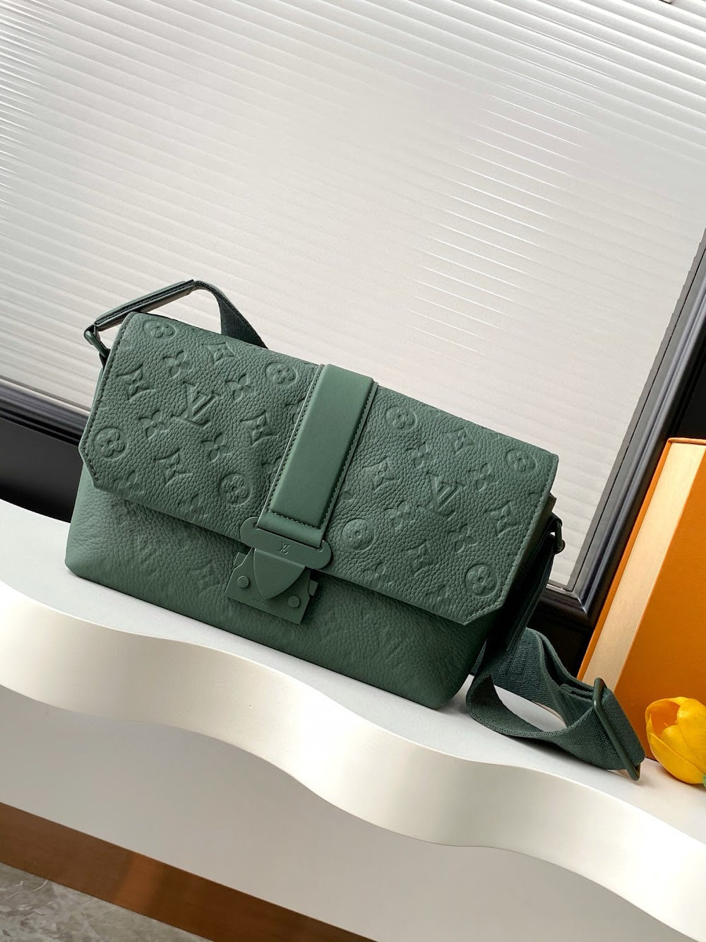 Dragons Bags ln Luxury Bag --71280