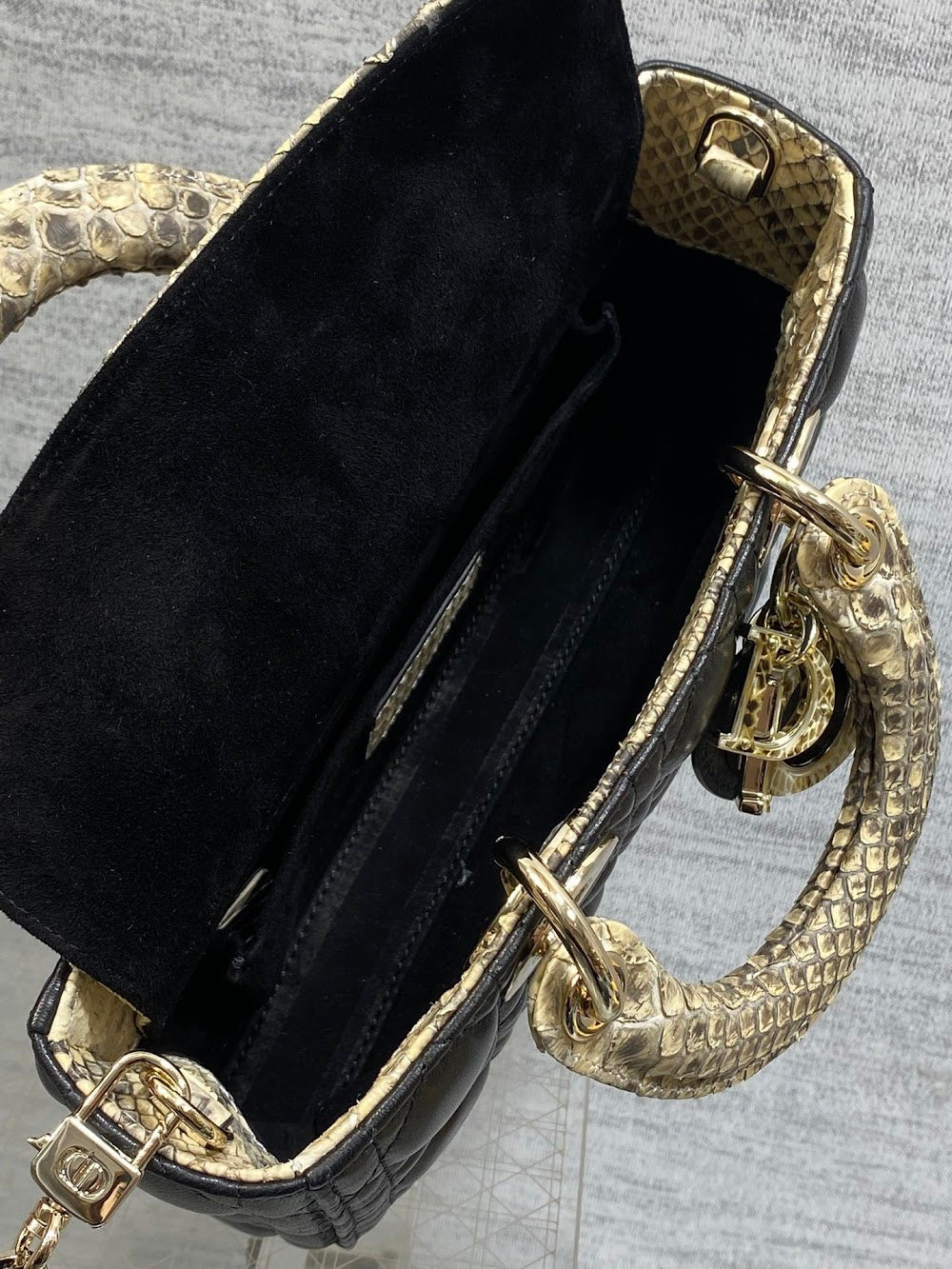 Dragons BagsDiorn Luxury Bag --115233