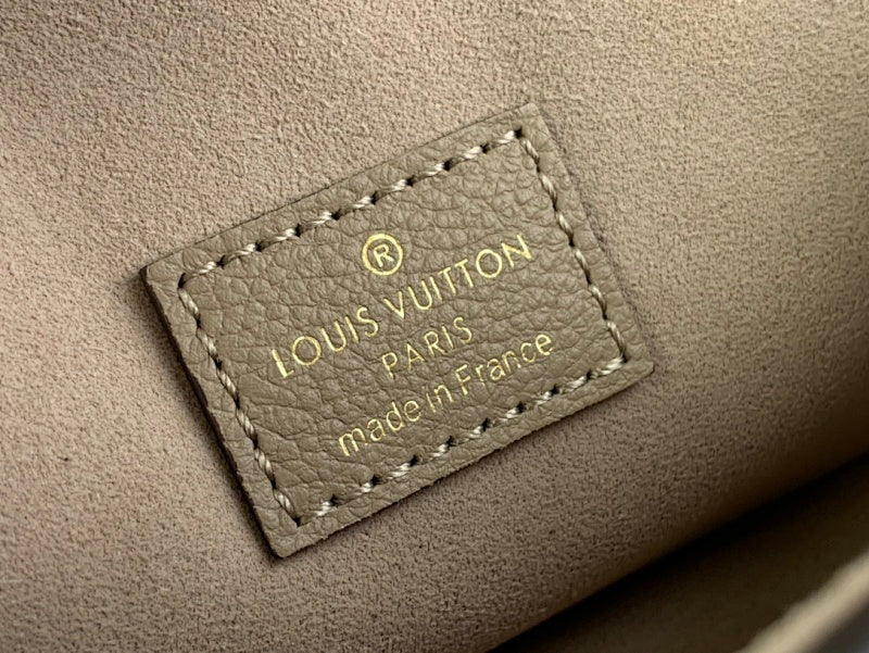 Dragons Bags ln Luxury Bag --62347