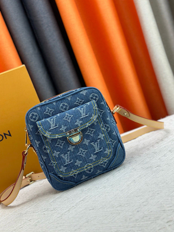 Dragons Bags ln Luxury Bag --81721