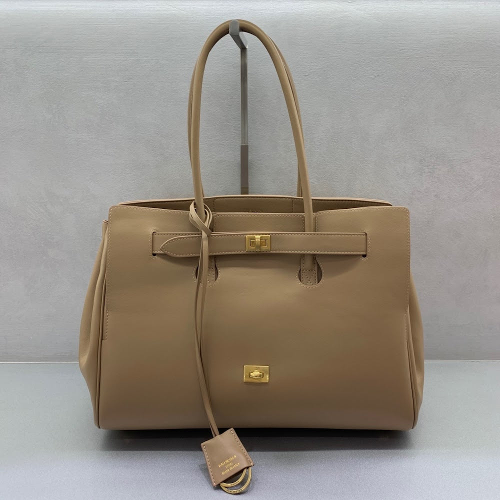 Dragons Bags Balenciaga Luxury Bag --111897