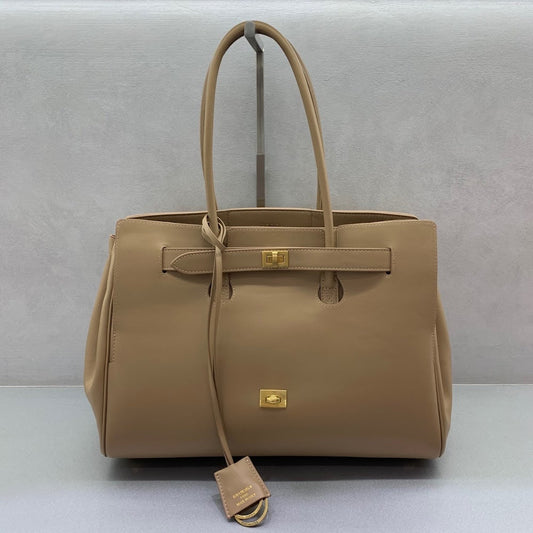 Dragons Bags Balenciaga Luxury Bag --111897