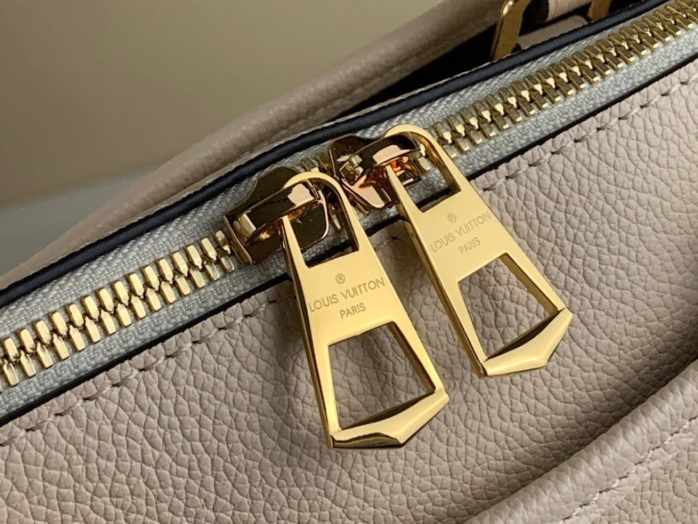 Dragons Bags ln Luxury Bag --61570