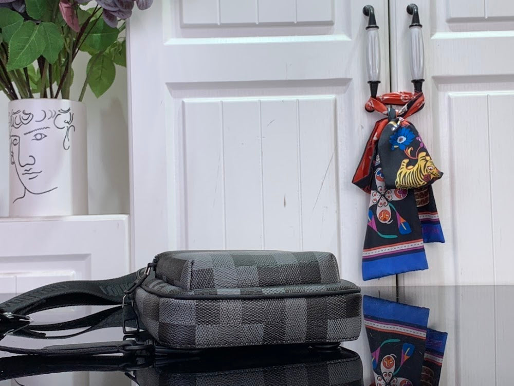 Dragons Bags ln Luxury Bag --97121