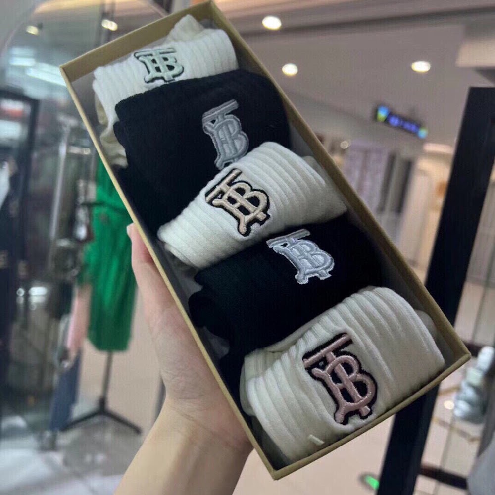 Dragons Bags Premium Luxury Socks --97983