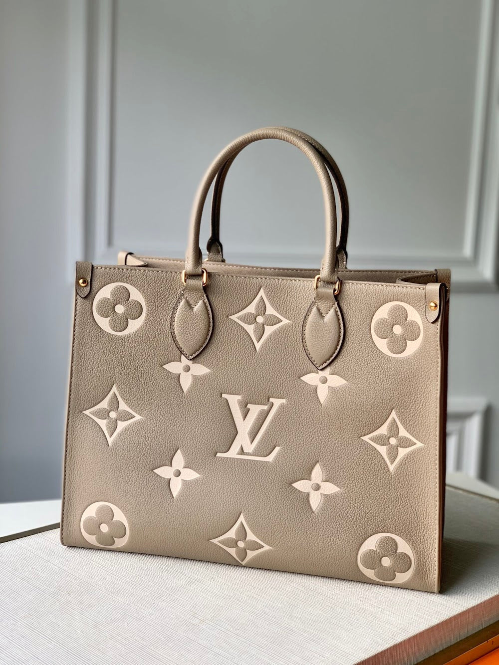 Dragons Bags ln Luxury Bag --97089