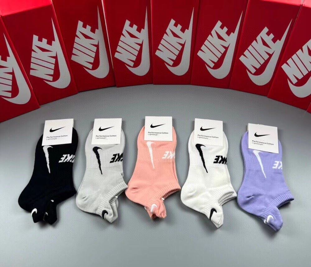 Dragons Bags Premium Luxury Socks --98315