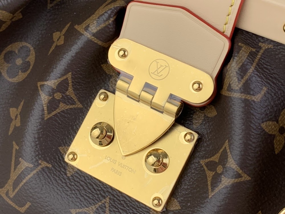 Dragons Bags ln Luxury Bag --61531