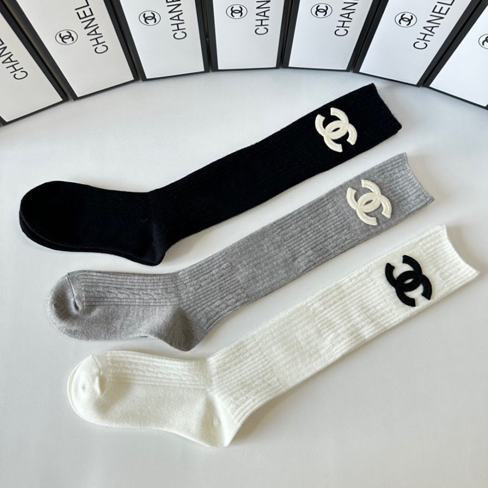 Dragons Bags Premium Luxury Socks --98000