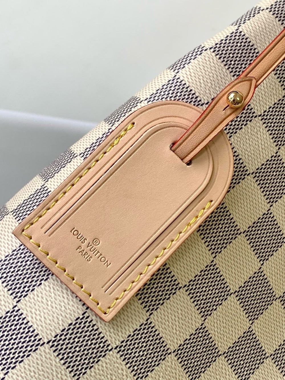 Dragons Bags ln Luxury Bag --81837