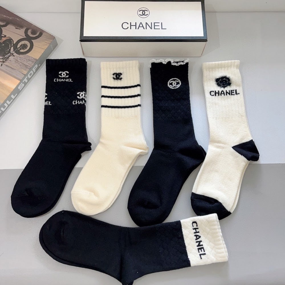 Dragons Bags Premium Luxury Socks --97717