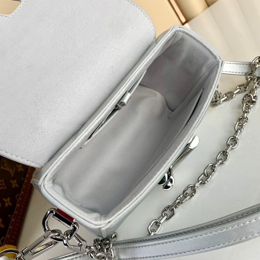 Dragons Bags ln Luxury Bag --60699