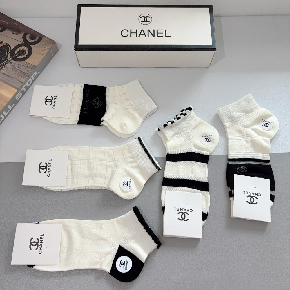 Dragons Bags Premium Luxury Socks --98111