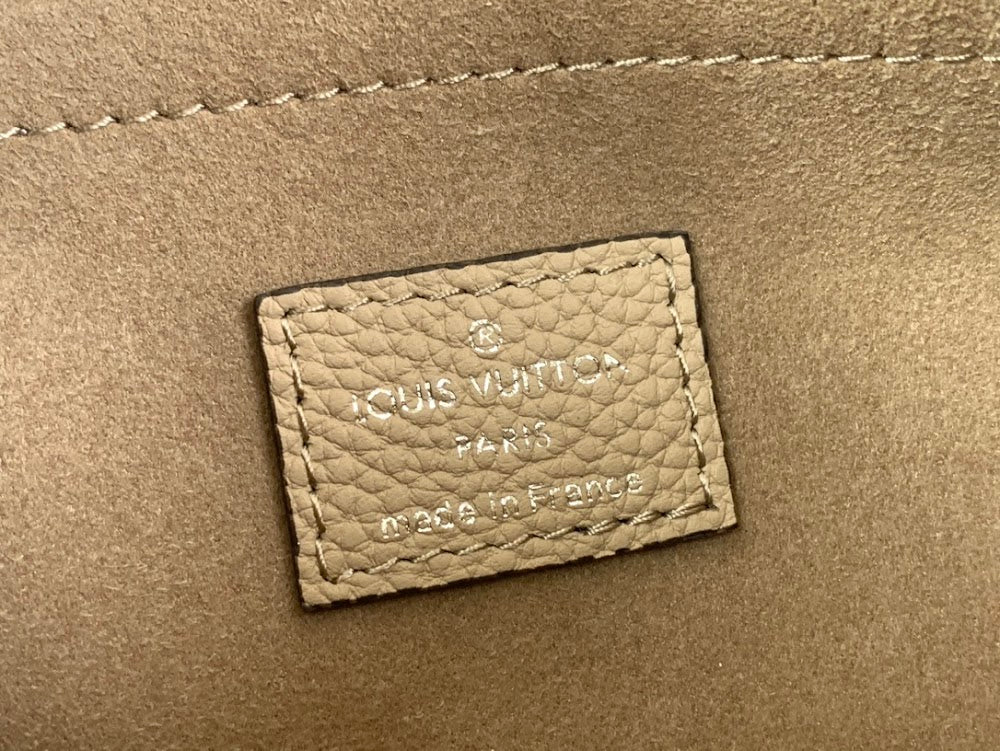 Dragons Bags ln Luxury Bag --68579