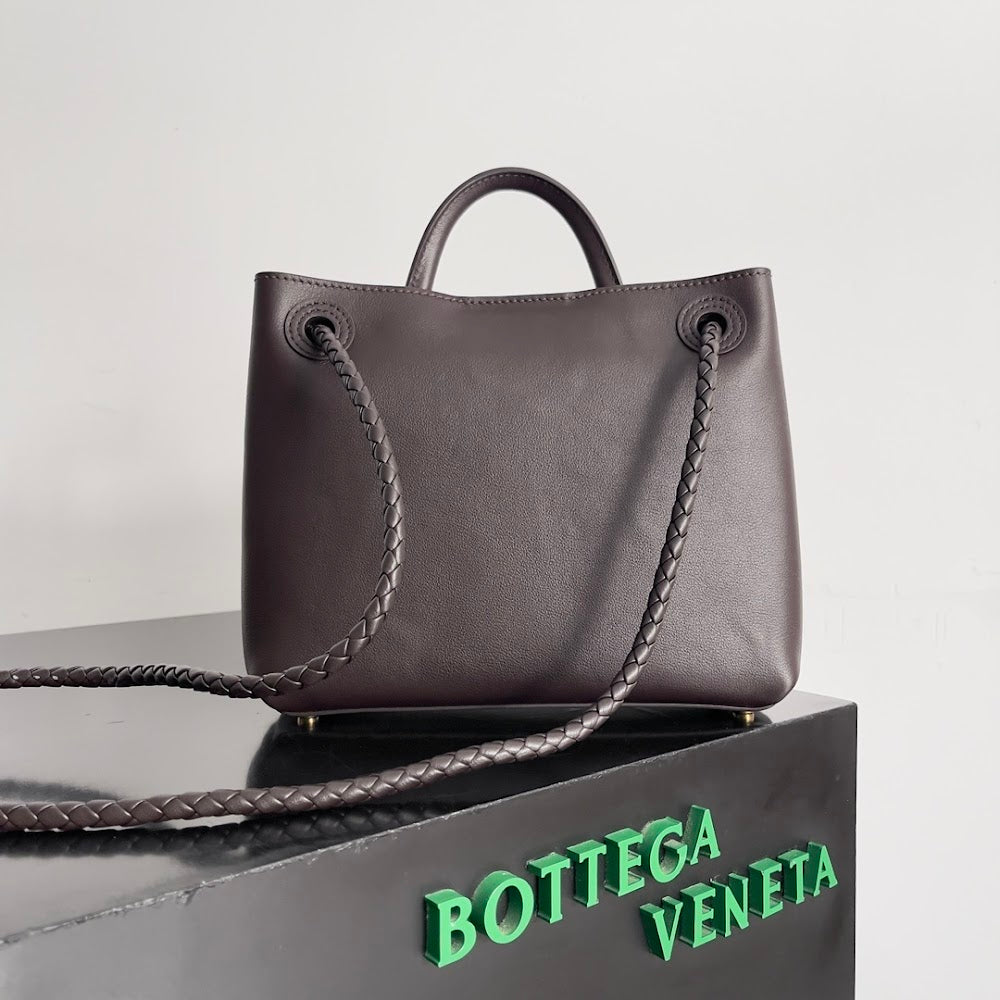 new-luxury-designer-bags-nm10639