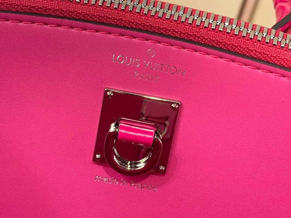 Dragons Bags ln Luxury Bag --63033