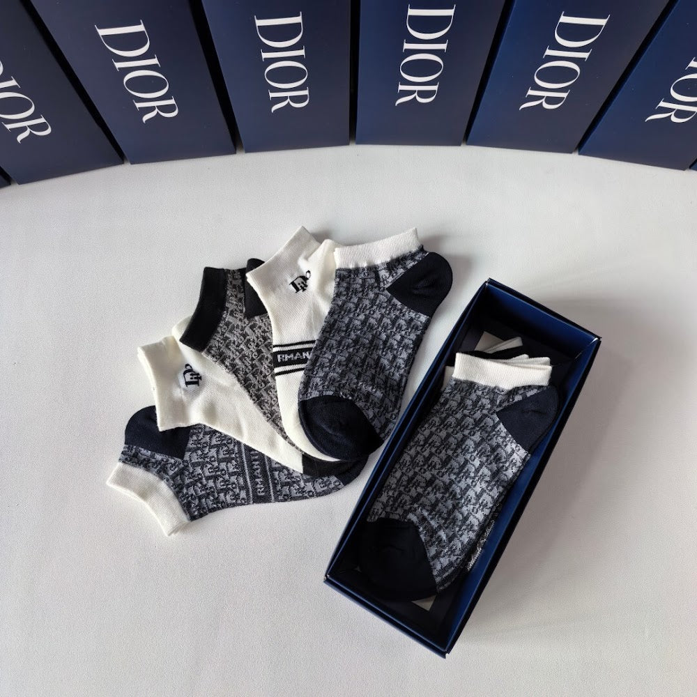 Dragons Bags Premium Luxury Socks --97992