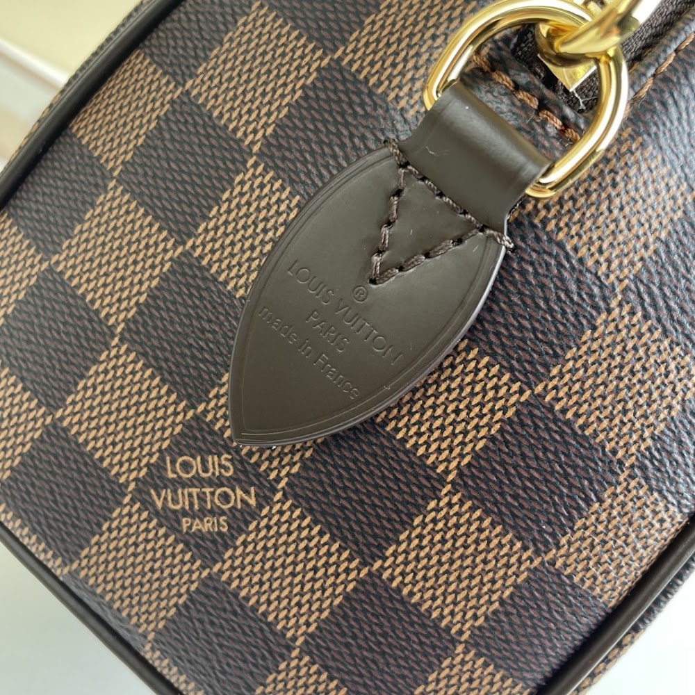 Dragons Bags ln Luxury Bag --61731