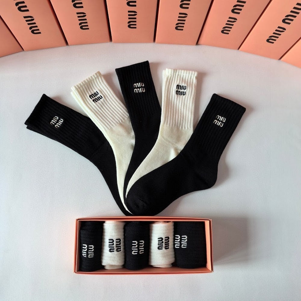 Dragons Bags Premium Luxury Socks --97938