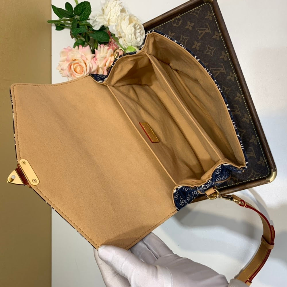 Dragons Bags ln Luxury Bag --56090
