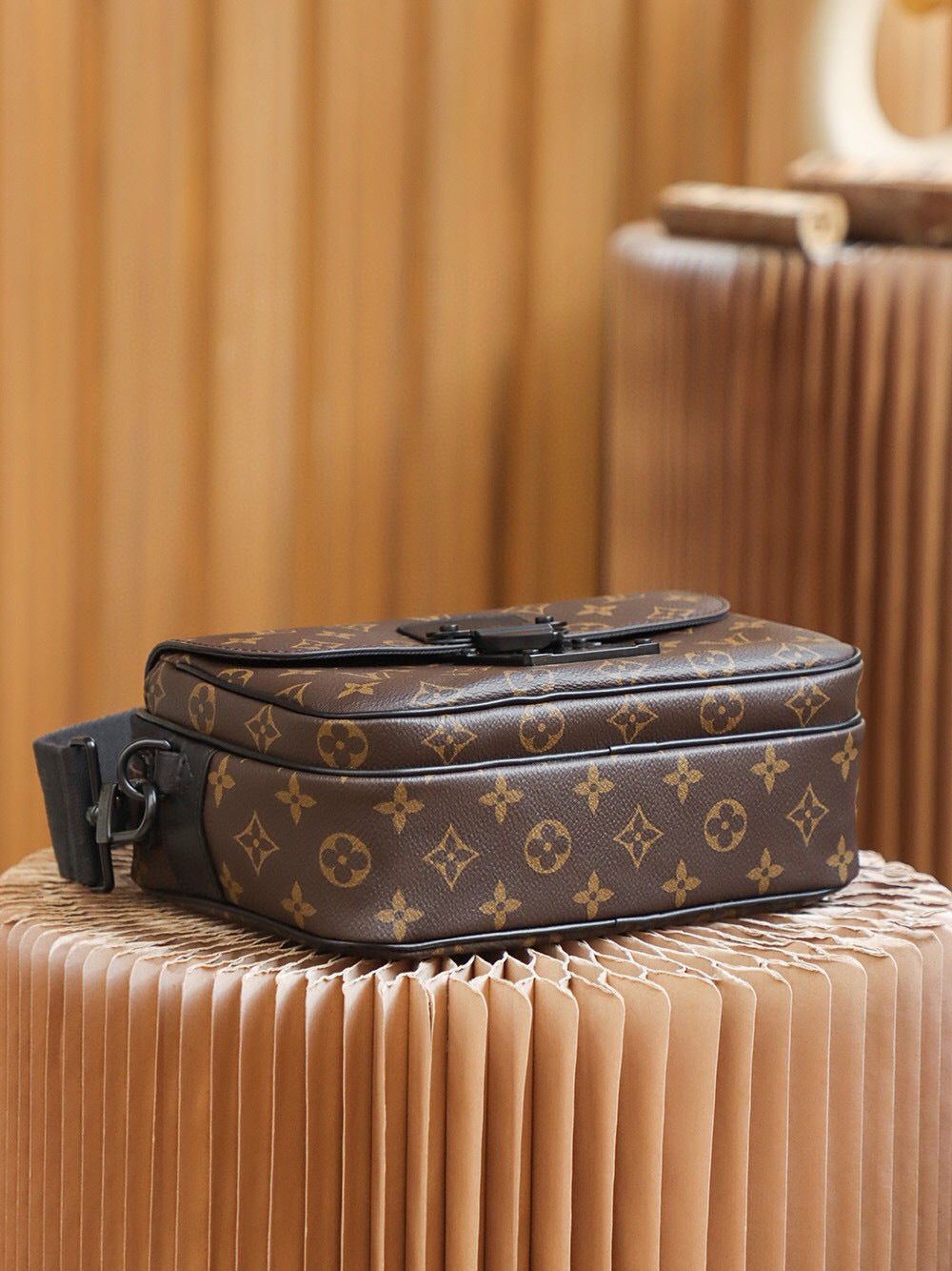 Dragons Bags ln Luxury Bag --71366