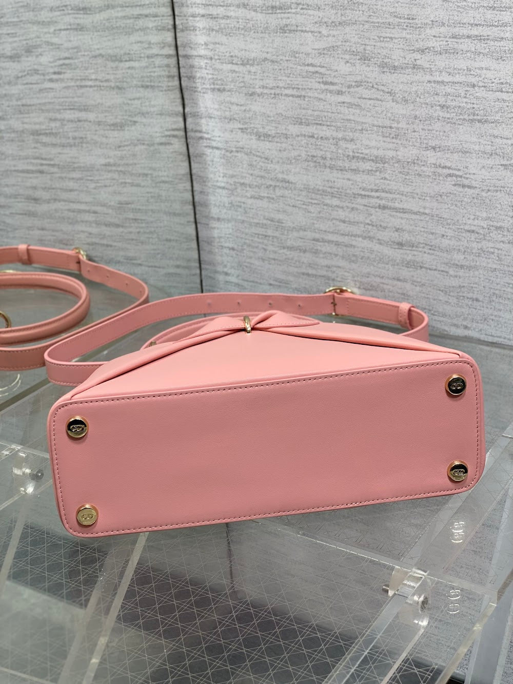 new-luxury-designer-bags-nm16109