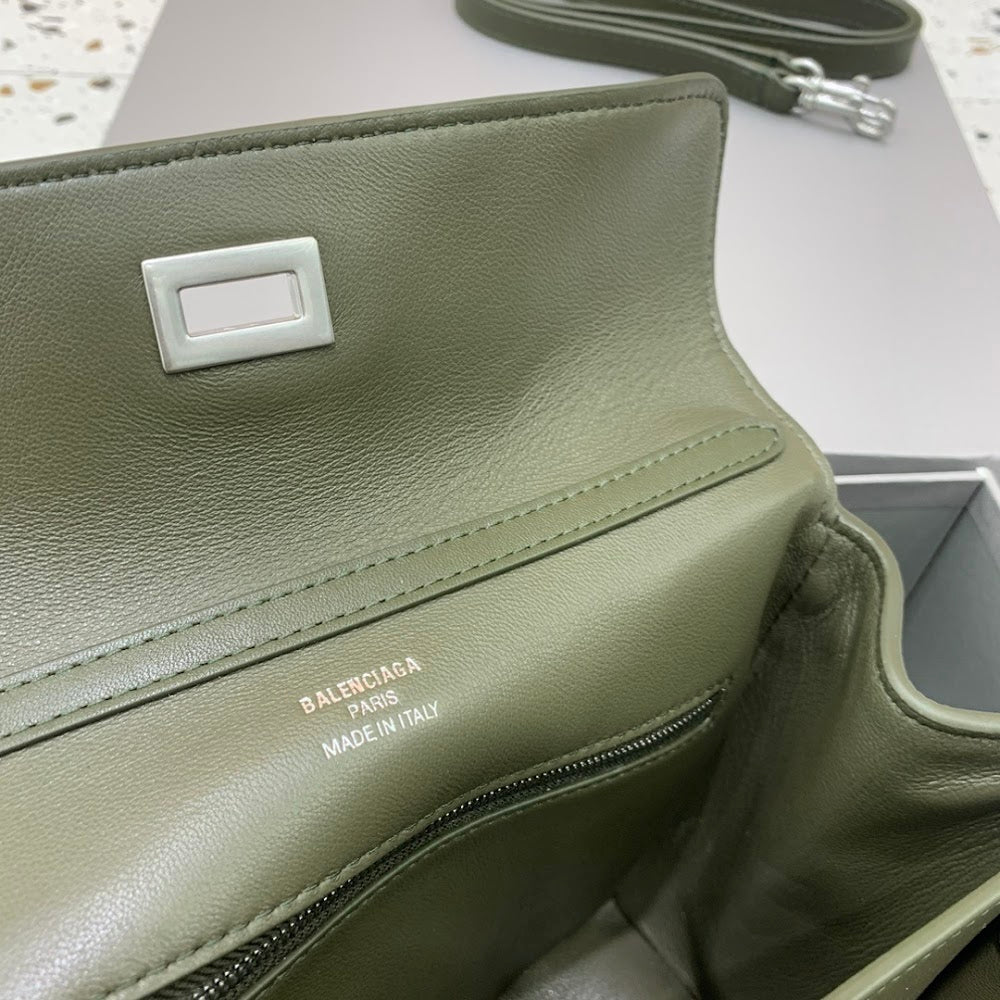 Dragons Bags Balenciaga Luxury Bag --111821