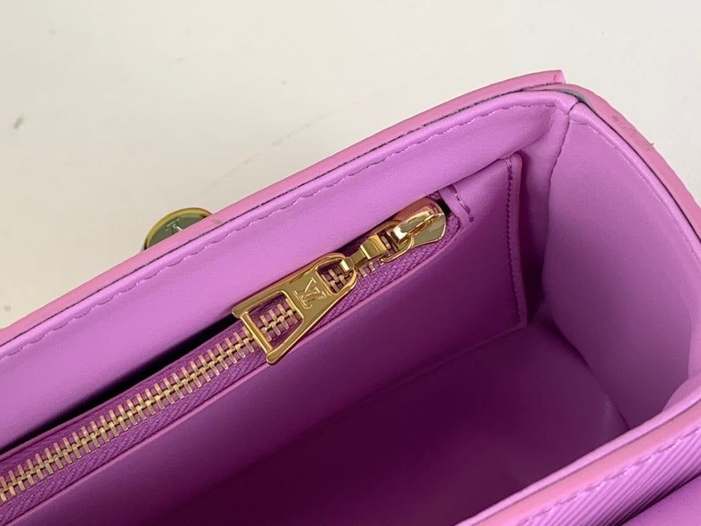 Dragons Bags ln Luxury Bag --61549