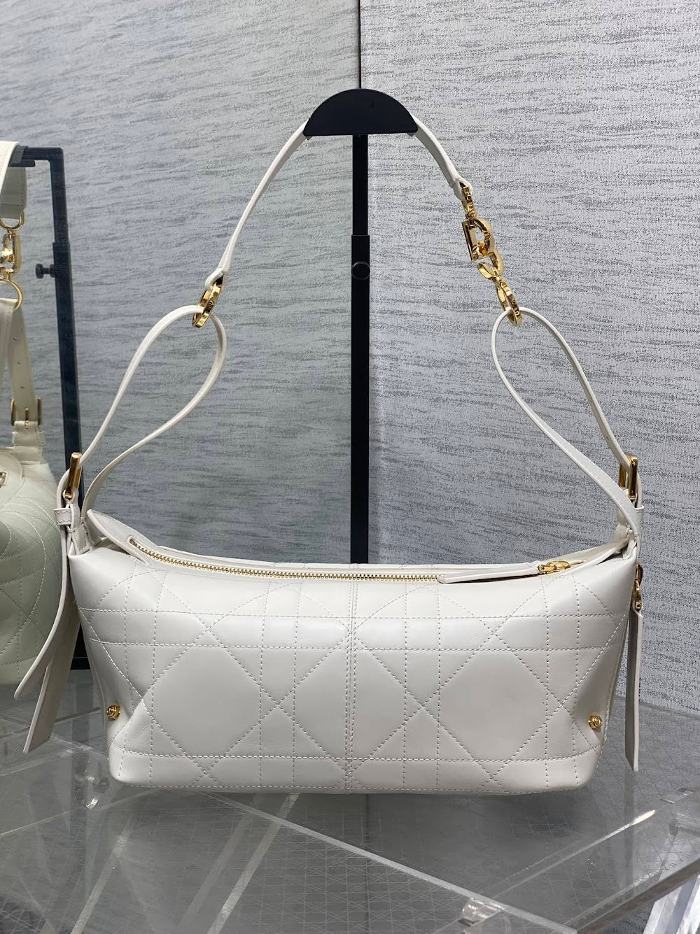 Dragons BagsDiorn Luxury Bag --116138