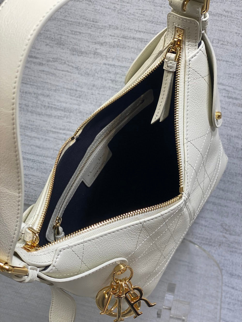 Dragons BagsDiorn Luxury Bag --116079