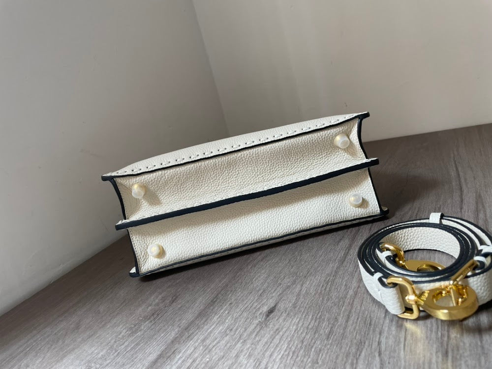new-luxury-designer-bags-nm15372