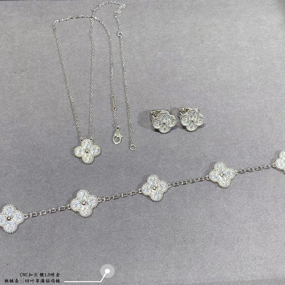 Dragons Bags VCA Luxury Jewelry --51595
