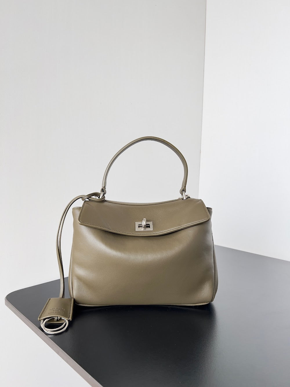 new-luxury-designer-bags-nm21682