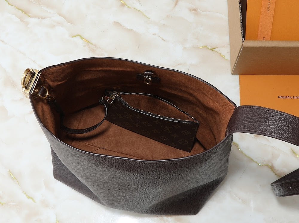 Dragons Bags ln Luxury Bag --76880
