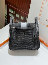 new-luxury-designer-bags-nm9183